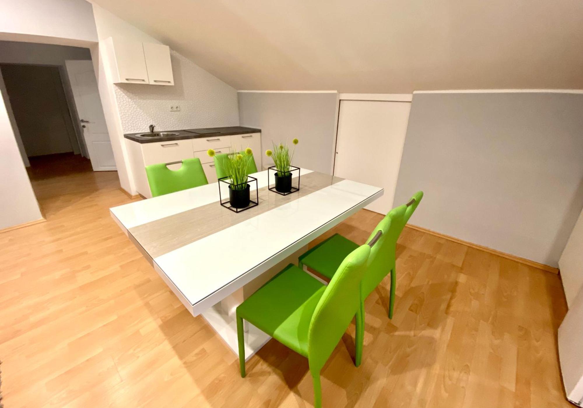 Apartments Suzi Crikvenica Buitenkant foto