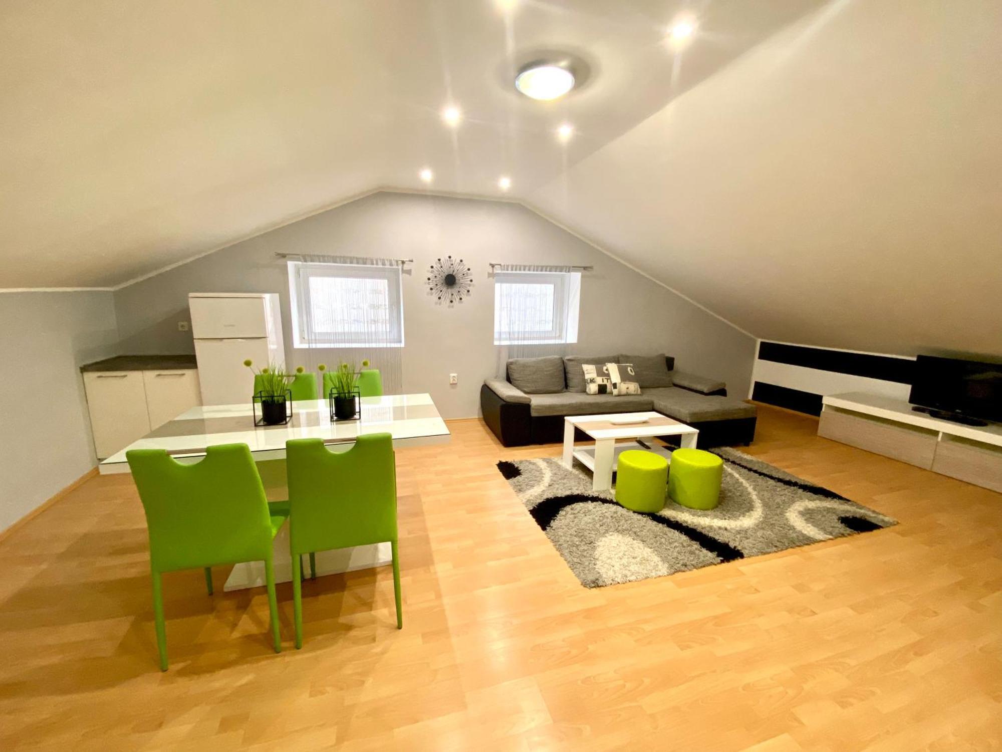 Apartments Suzi Crikvenica Buitenkant foto